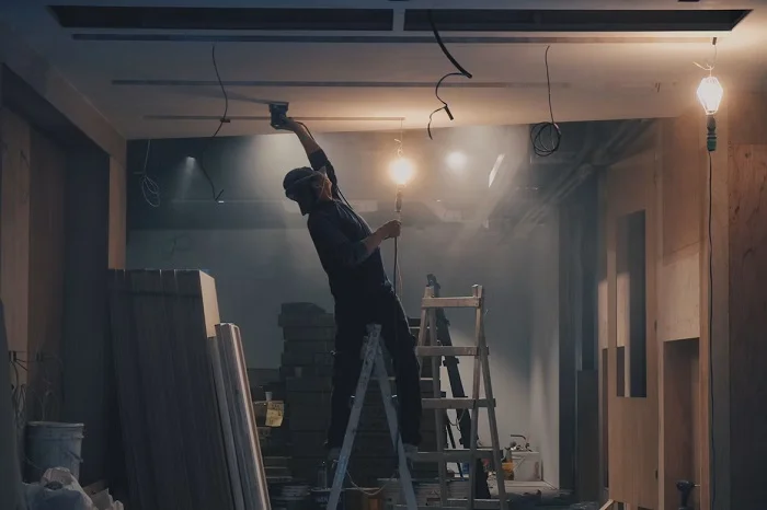 The Return of the Ceiling: 7 Stylish Ways to Design the "Fifth Wall" in 2026